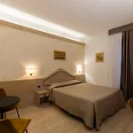 ジアレッティ ホテル 3*